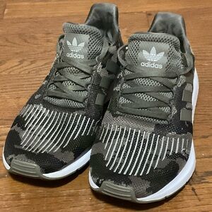 Adidas Swift Run 'Trace Cargo Green Camo Sneakers. In Excellent Cond. Men’s 9.